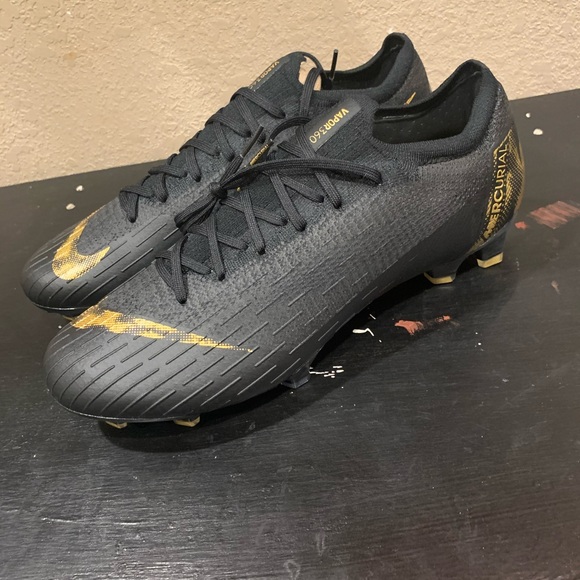 Nike Other - Nike mercurial Vapor 12 Elite FG